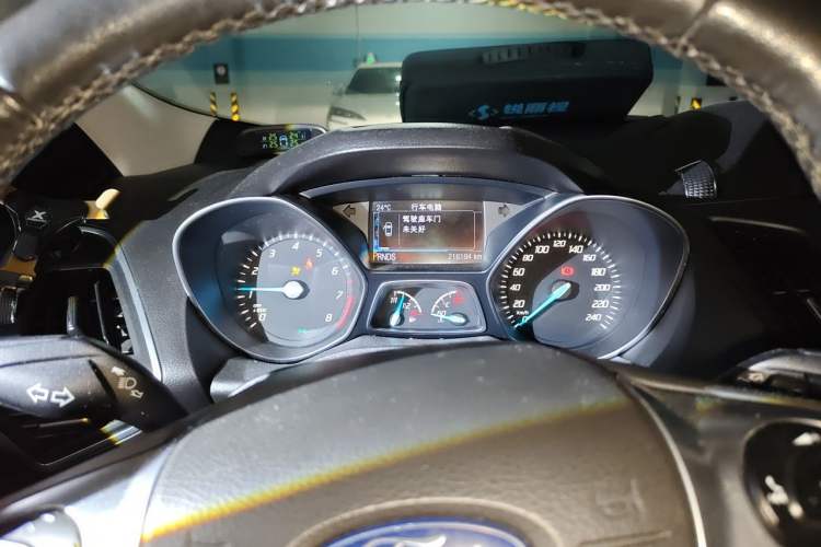 Used Ford Kuga 2013 2.0L GTDi Four-Wheel-Drive Sport Model Instrument Cluster
