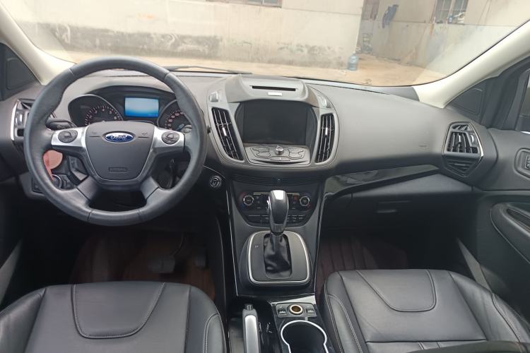 Used Ford Kuga 2013 2.0L GTDi Four-Wheel-Drive Sport Model Interior 1