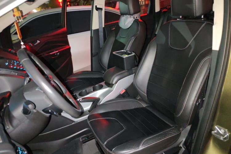 Used Ford Kuga 2013 1.6L GTDi Two-Wheel-Drive Trend Model Left Front Seat