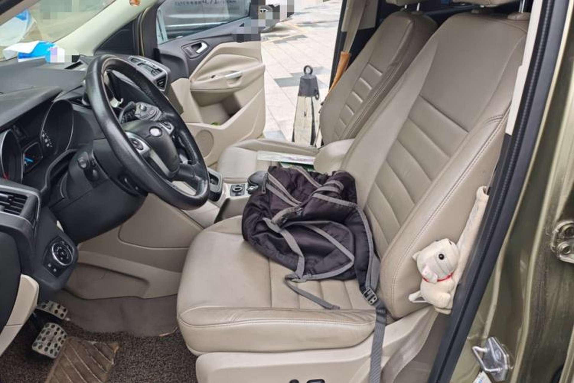 Used Ford Kuga 2013 1.6L GTDi 4x4 Elite Model Left Front Seat