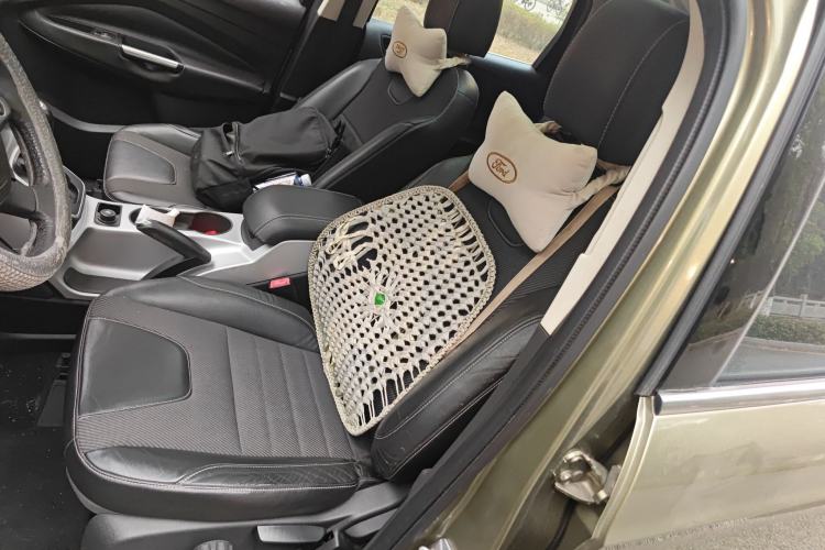 Used Ford Kuga 2013 1.6L GTDi Two-Wheel-Drive Trend Model Left Front Seat