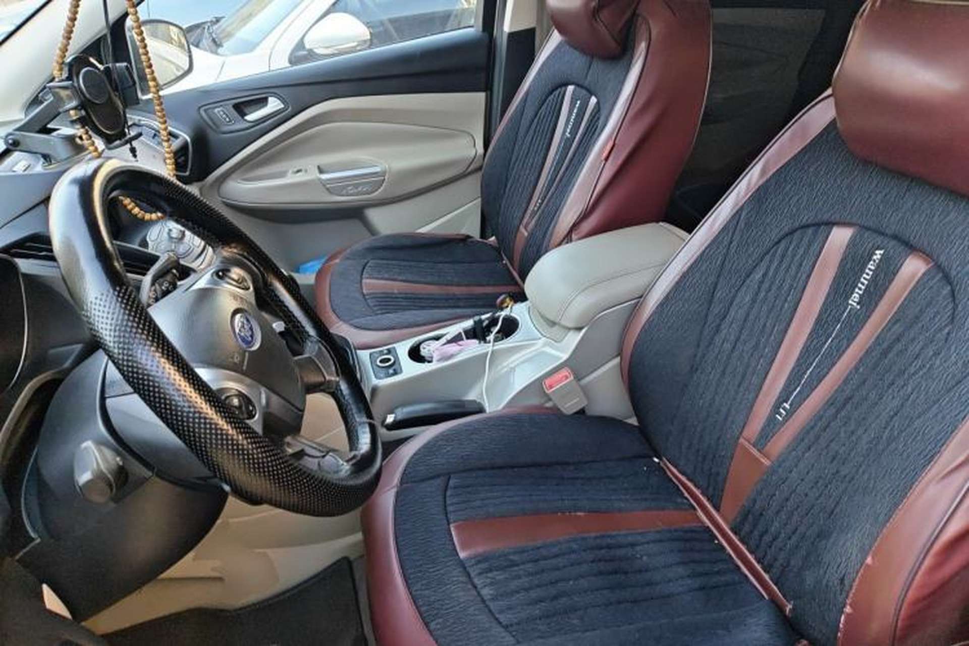 Used Ford Kuga 2013 2.0L GTDi Four-Wheel-Drive Elite Model Left Front Seat