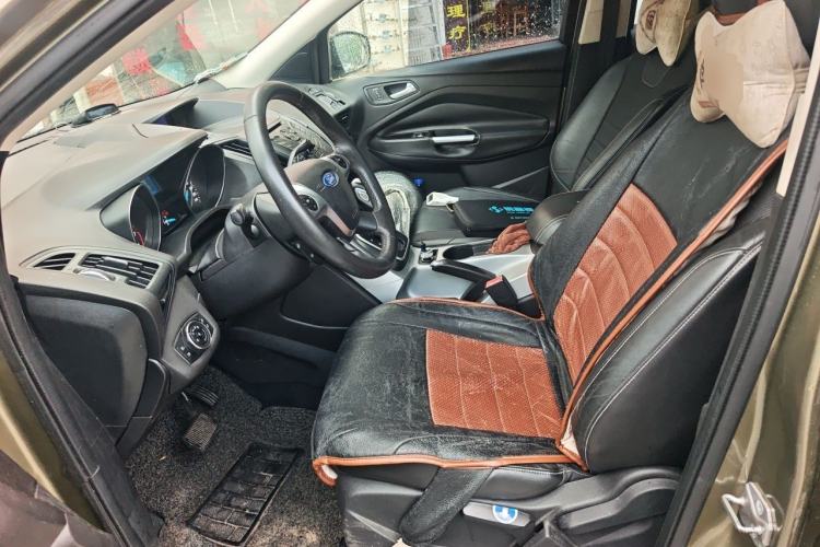 Used Ford Kuga 2013 1.6L GTDi Two-Wheel-Drive Trend Model Left Front Seat