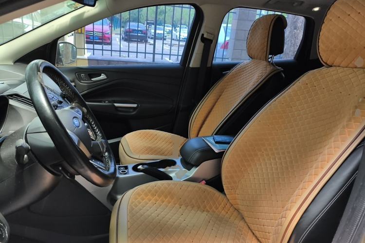 Used Ford Kuga 2013 1.6L GTDi Two-Wheel-Drive Trend Model Left Front Seat
