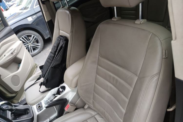 Used Ford Kuga 2013 2.0L GTDi Four-Wheel-Drive Elite Model Left Front Seat