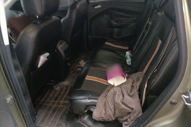 Used Ford Kuga 2013 1.6L GTDi Two-Wheel-Drive Trend Model Left Rear Seat