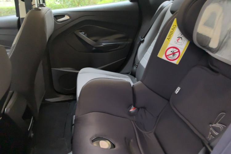 Used Ford Kuga 2013 1.6L GTDi Two-Wheel-Drive Comfort Model Left Rear Seat