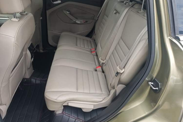 Used Ford Kuga 2013 2.0L GTDi Four-Wheel Drive Premium Model Left Rear Seat