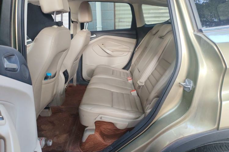 Used Ford Kuga 2013 2.0L GTDi Four-Wheel-Drive Elite Model Left Rear Seat