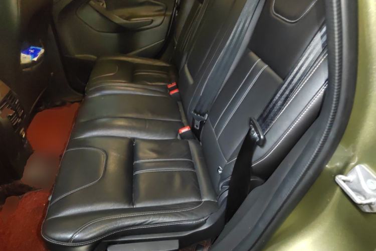 Used Ford Kuga 2013 2.0L GTDi Four-Wheel-Drive Sport Model Left Rear Seat
