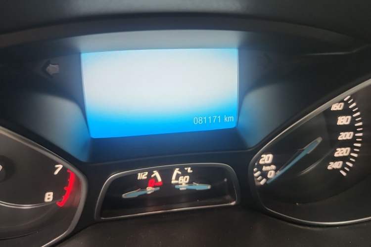 Used Ford Kuga 2013 1.6L GTDi 4x4 Elite Model Odometer Close Up