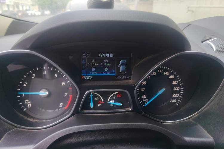 Used Ford Kuga 2013 2.0L GTDi Four-Wheel-Drive Sport Model Odometer Close Up