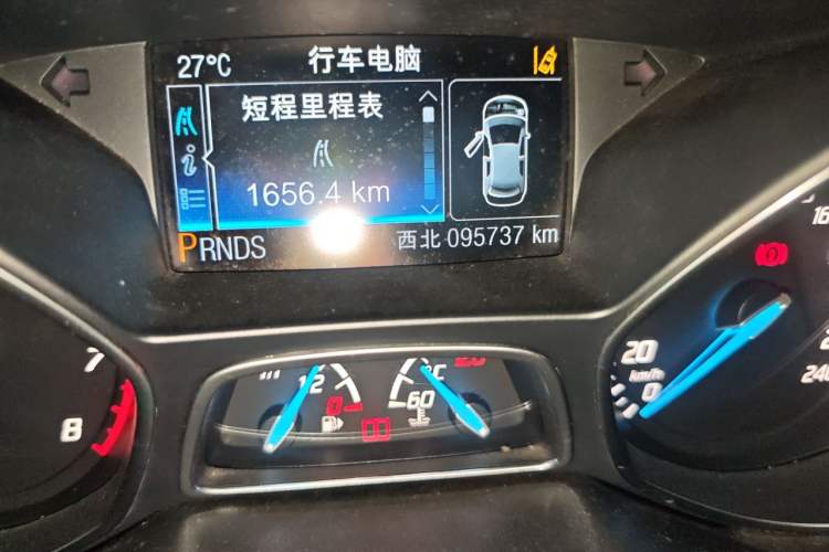 Used Ford Kuga 2013 2.0L GTDi Four-Wheel-Drive Elite Model Odometer Close Up