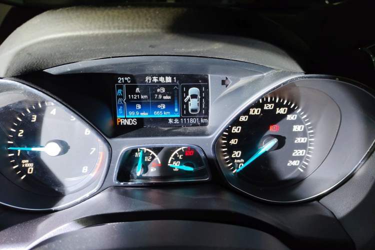 Used Ford Kuga 2013 1.6L GTDi 4x4 Elite Model Odometer Close Up