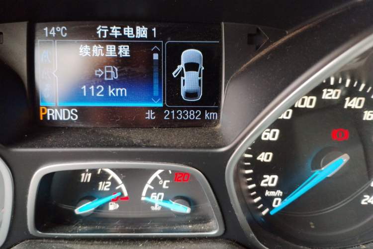 Used Ford Kuga 2013 1.6L GTDi 4x4 Elite Model Odometer Close Up