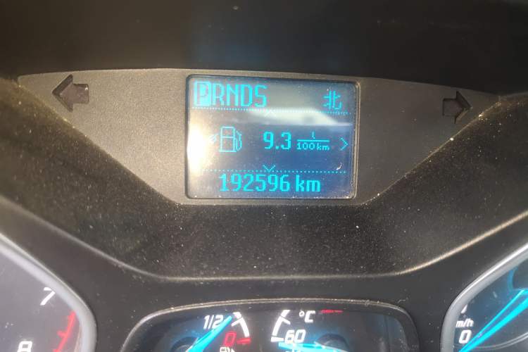 Used Ford Kuga 2013 1.6L GTDi Two-Wheel-Drive Trend Model Odometer Close Up