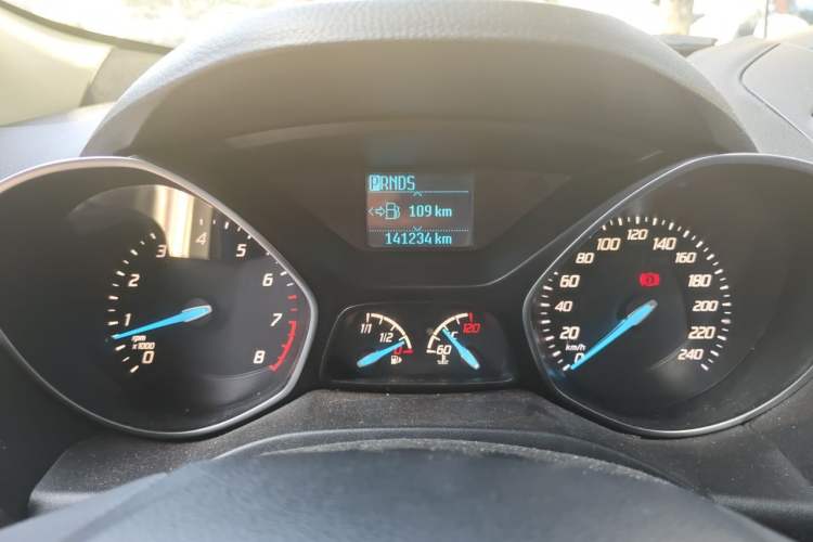 Used Ford Kuga 2013 1.6L GTDi Two-Wheel-Drive Comfort Model Odometer Close Up