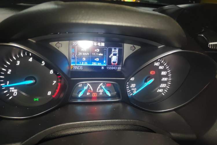 Used Ford Kuga 2013 2.0L GTDi Four-Wheel-Drive Sport Model Odometer Close Up