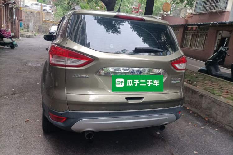 Used Ford Kuga 2013 1.6L GTDi Two-Wheel-Drive Trend Model Rear