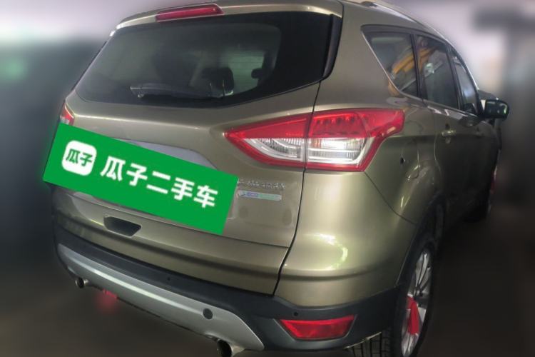 Used Ford Kuga 2013 1.6L GTDi Two-Wheel-Drive Trend Model Rear Right 45 Deg