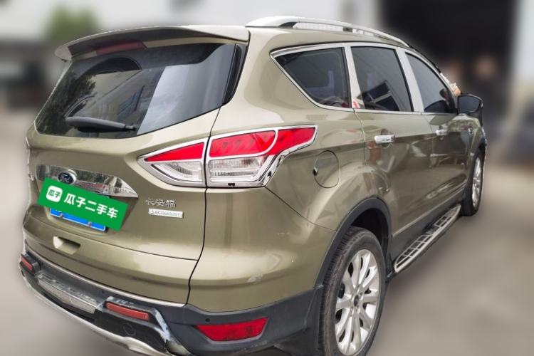 Used Ford Kuga 2013 1.6L GTDi Two-Wheel-Drive Trend Model Rear Right 45 Deg