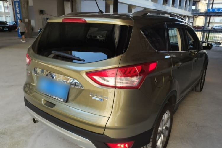 Used Ford Kuga 2013 2.0L GTDi Four-Wheel-Drive Sport Model Rear Right 45 Deg