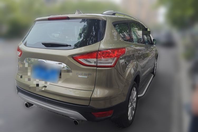 Used Ford Kuga 2013 1.6L GTDi Two-Wheel-Drive Trend Model Rear Right 45 Deg