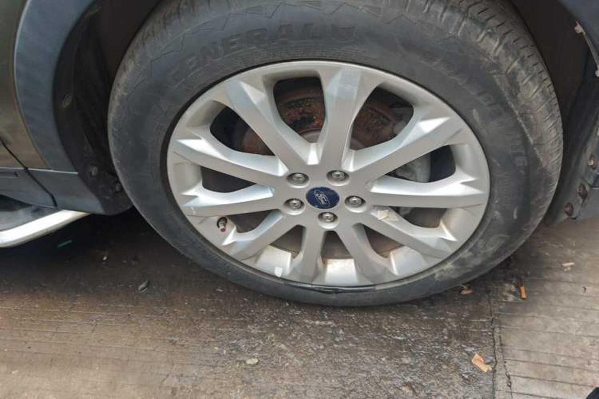 Used Ford Kuga 2013 1.6L GTDi Two-Wheel-Drive Comfort Model Right Front Wheel Hub