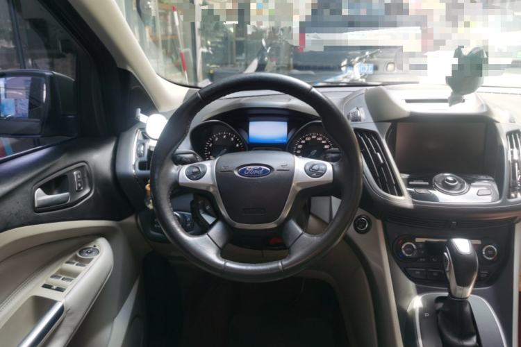 Used Ford Kuga 2013 2.0L GTDi Four-Wheel-Drive Sport Model Steering Wheel