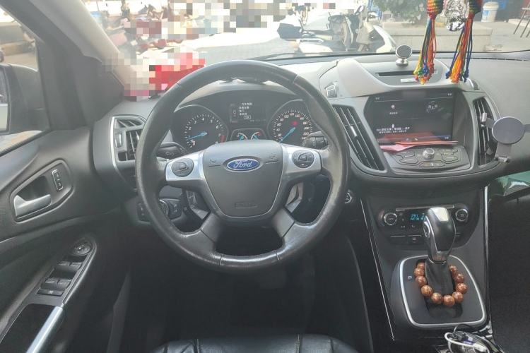 Used Ford Kuga 2013 2.0L GTDi Four-Wheel-Drive Sport Model Steering Wheel