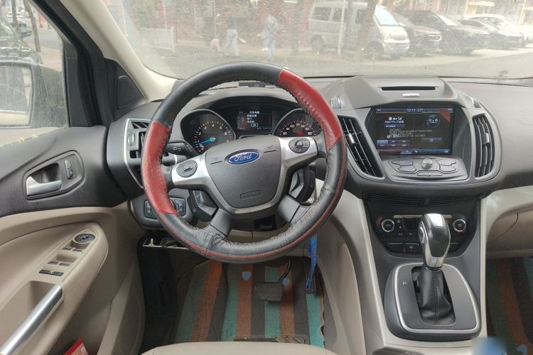 Used Ford Kuga 2013 2.0L GTDi Four-Wheel-Drive Elite Model Steering Wheel