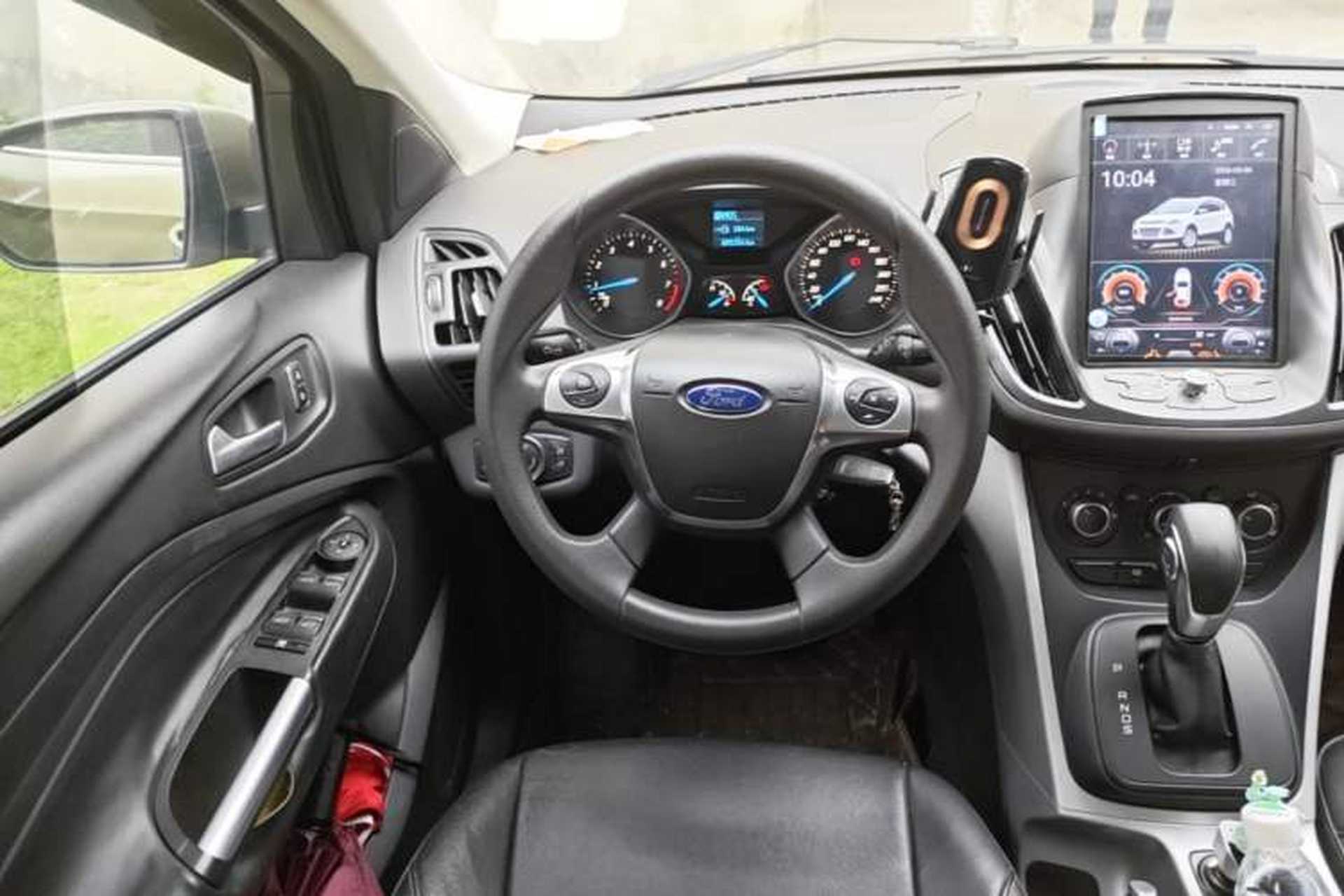 Used Ford Kuga 2013 1.6L GTDi Two-Wheel-Drive Comfort Model Steering Wheel