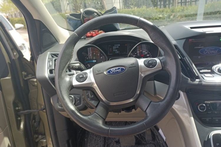 Used Ford Kuga 2013 2.0L GTDi Four-Wheel Drive Premium Model Steering Wheel
