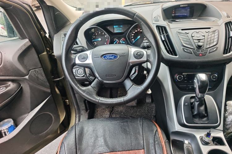Used Ford Kuga 2013 1.6L GTDi Two-Wheel-Drive Trend Model Steering Wheel