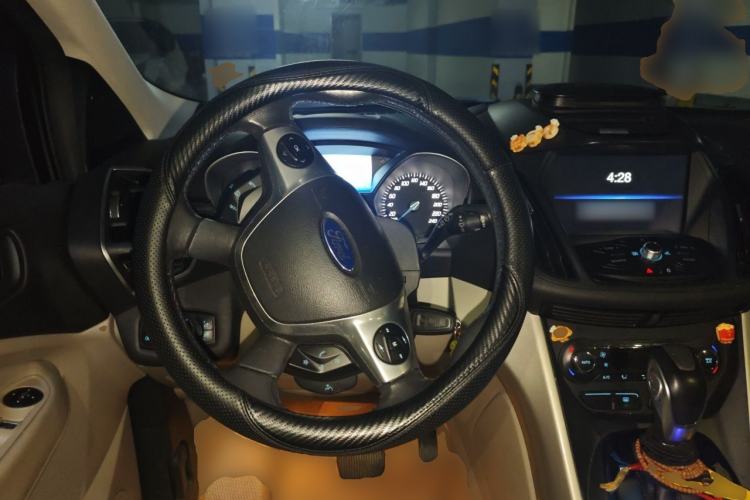 Used Ford Kuga 2013 1.6L GTDi 4x4 Elite Model Steering Wheel