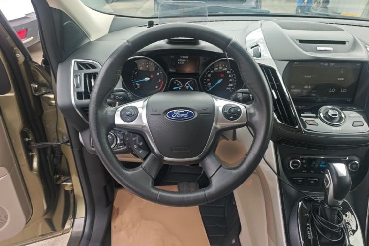Used Ford Kuga 2013 2.0L GTDi Four-Wheel Drive Premium Model Steering Wheel