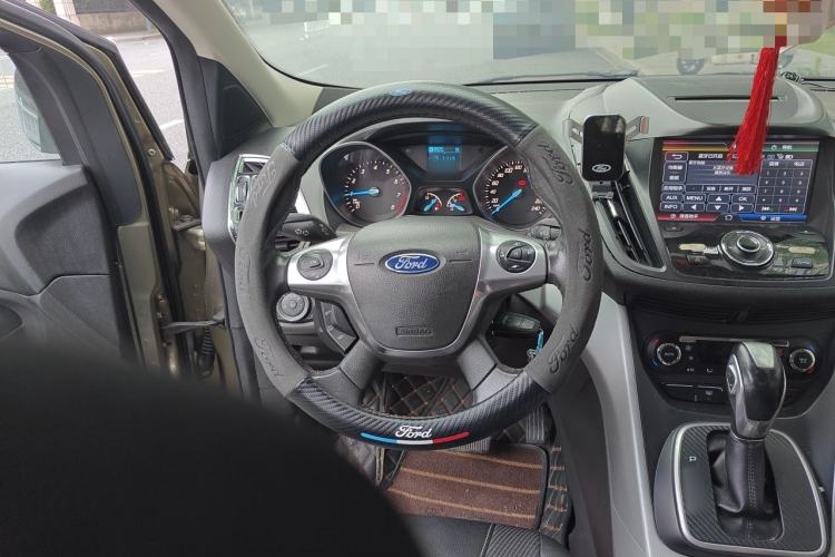 Used Ford Kuga 2013 1.6L GTDi Two-Wheel-Drive Trend Model Steering Wheel