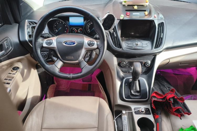 Used Ford Kuga 2013 1.6L GTDi 4x4 Elite Model Steering Wheel