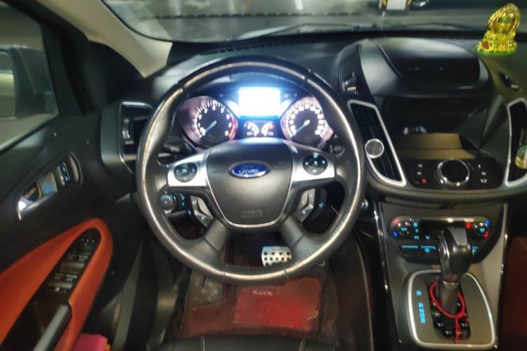Used Ford Kuga 2013 2.0L GTDi Four-Wheel-Drive Sport Model Steering Wheel