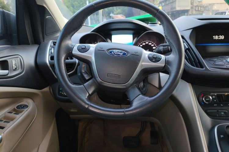 Used Ford Kuga 2013 1.6L GTDi 4x4 Elite Model Steering Wheel
