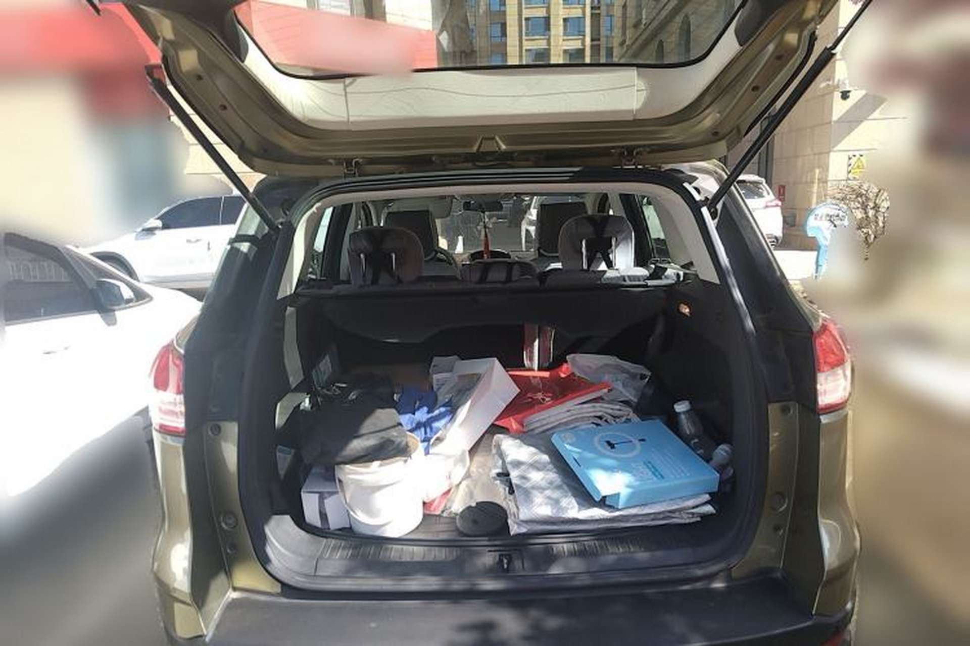 Used Ford Kuga 2013 1.6L GTDi Two-Wheel-Drive Comfort Model Trunk