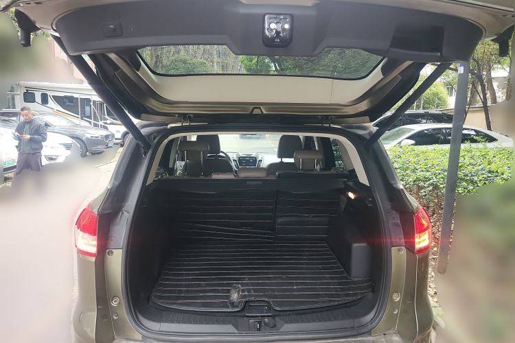 Used Ford Kuga 2013 1.6L GTDi 4x4 Elite Model Trunk