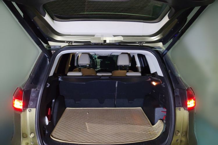 Used Ford Kuga 2013 1.6L GTDi 4x4 Elite Model Trunk