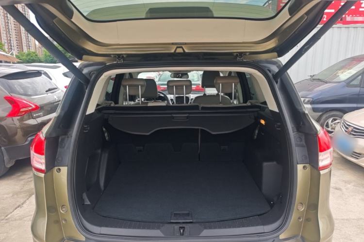 Used Ford Kuga 2013 2.0L GTDi Four-Wheel Drive Premium Model Trunk