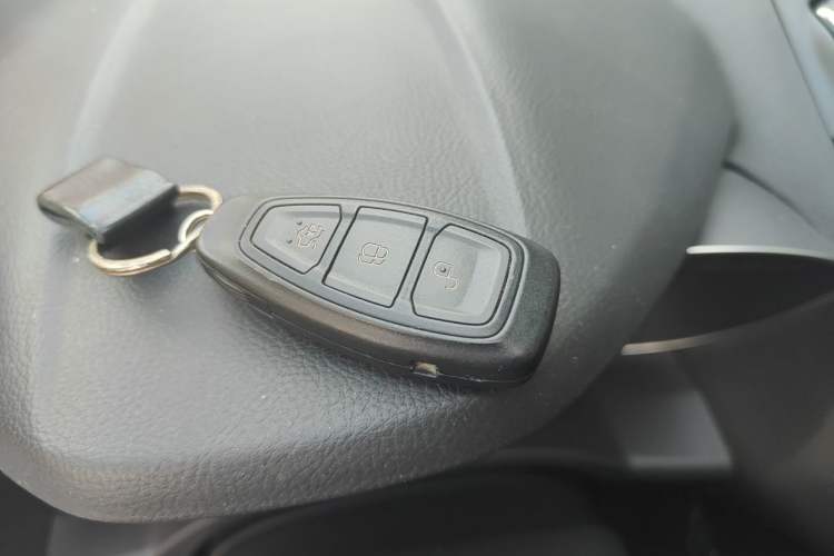 Used Ford Kuga 2013 2.0L GTDi Four-Wheel-Drive Sport Model Vehicle Key