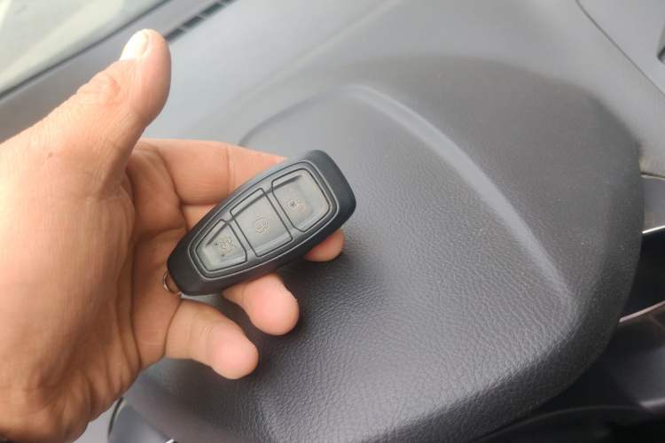Used Ford Kuga 2013 2.0L GTDi Four-Wheel-Drive Sport Model Vehicle Key