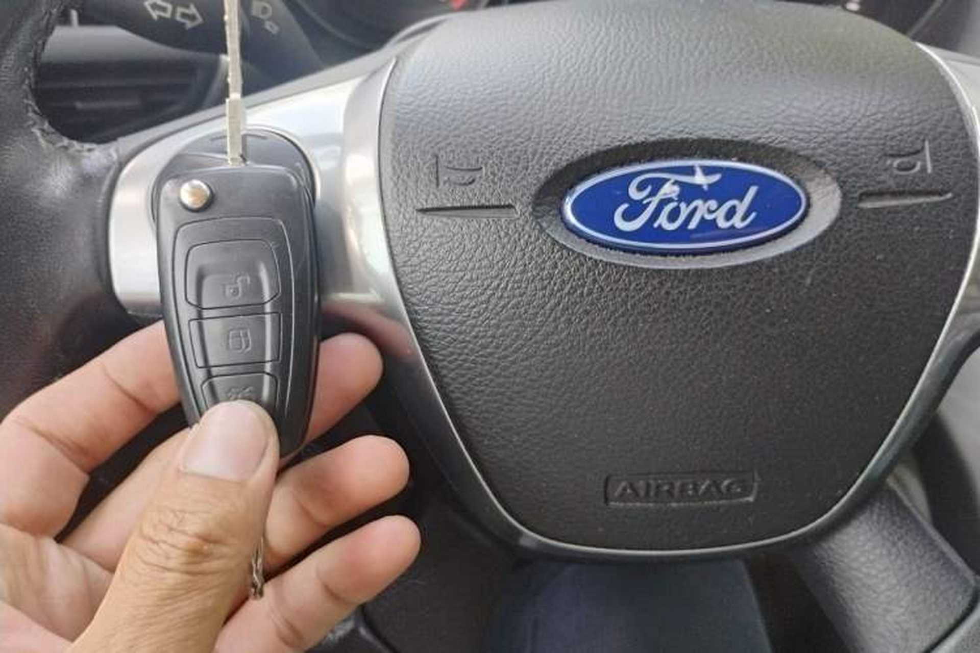 Used Ford Kuga 2013 2.0L GTDi Four-Wheel-Drive Elite Model Vehicle Key