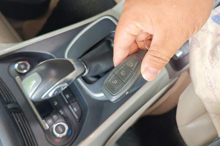 Used Ford Kuga 2013 2.0L GTDi Four-Wheel-Drive Sport Model Vehicle Key