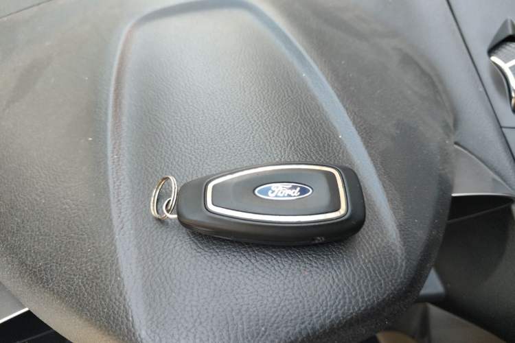 Used Ford Kuga 2013 2.0L GTDi Four-Wheel-Drive Sport Model Vehicle Key