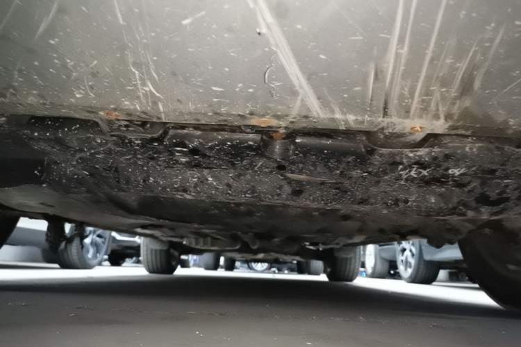 Used Ford Kuga 2013 1.6L GTDi Two-Wheel-Drive Trend Model Chassis Front